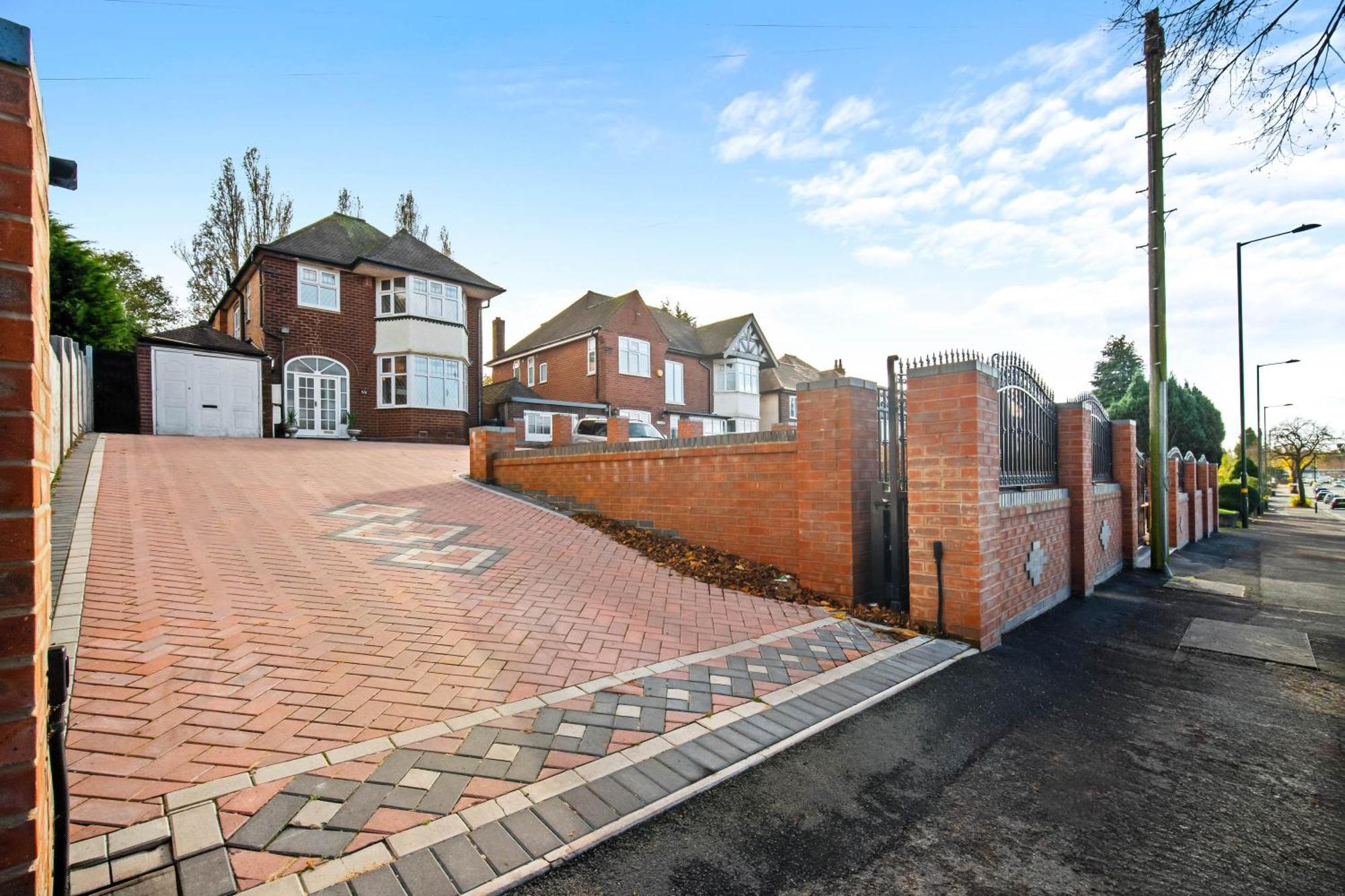 Spacious 5 Bed House - 11 Guests - Free Netflix - Parking 316c * Birmingham