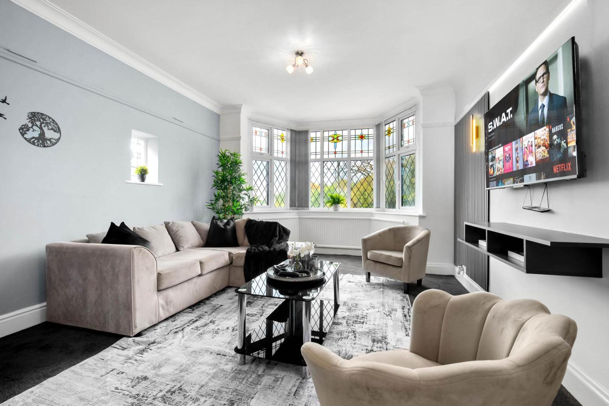 Apartment Spacious 5 Bed House - 11 Guests - Free Netflix - Parking 316c Birmingham